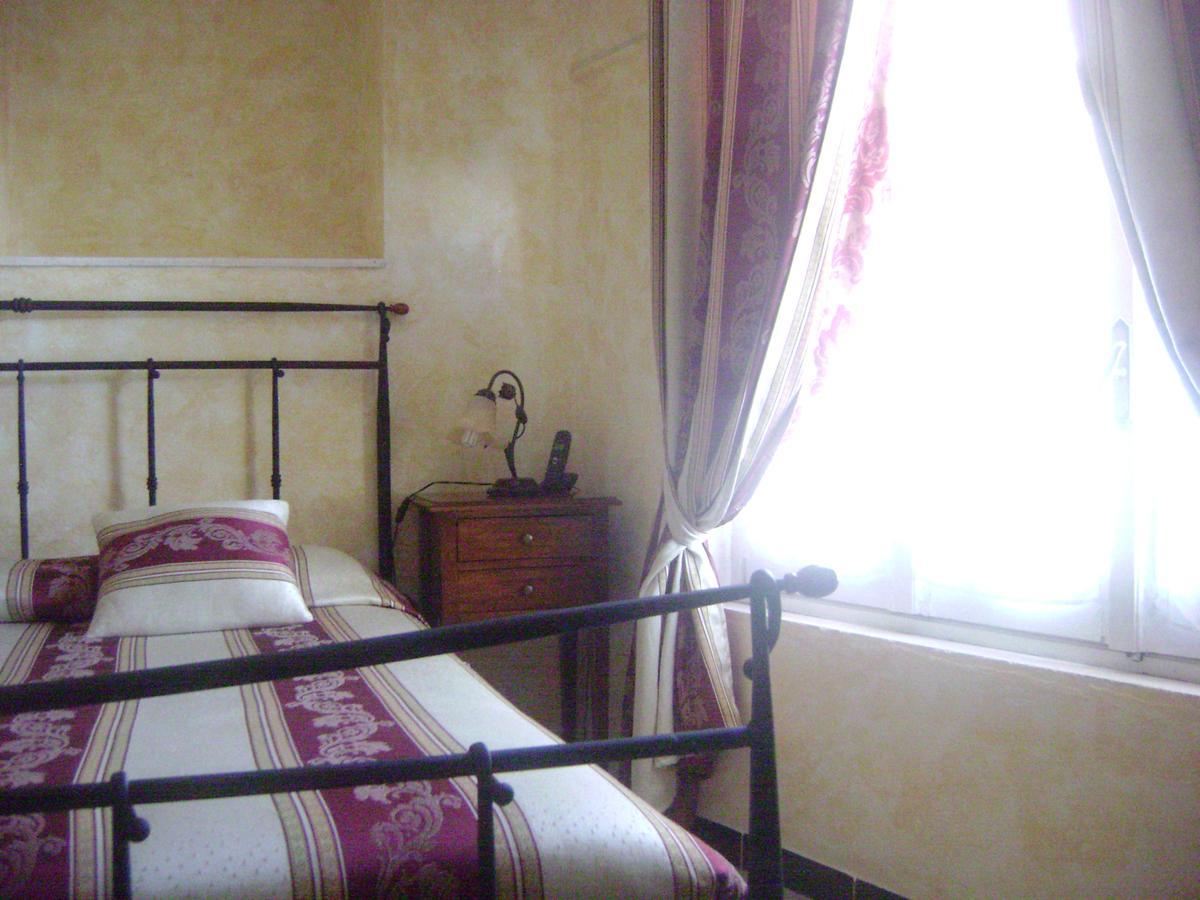 La Finestrella Di Montalto Locanda บาดาลุคโค ภายนอก รูปภาพ